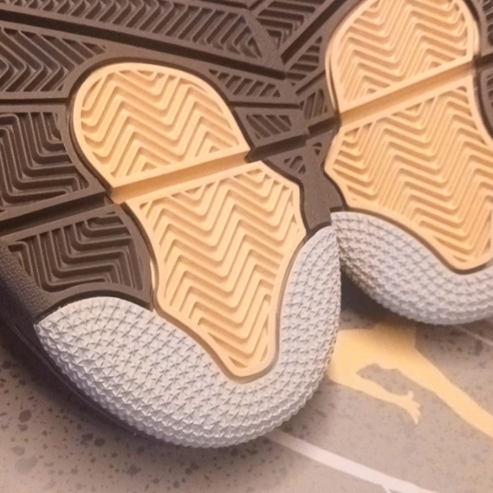 AIR JORDAN 4 RETRO SE CRAFT - Picture 6 of 8